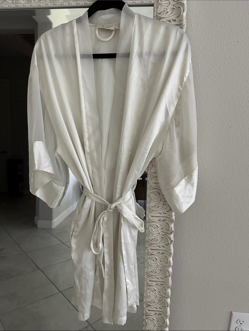 Victoria's Secret Gold Label Satin Robe
